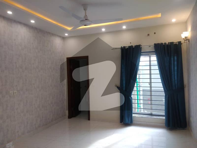 Flat Of 4 Marla Is Available For rent In Paragon City Paragon City