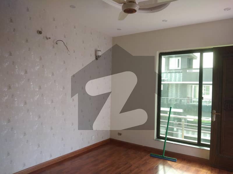 House For Grabs In 5 Marla Lahore Imperial Garden Homes, Paragon City