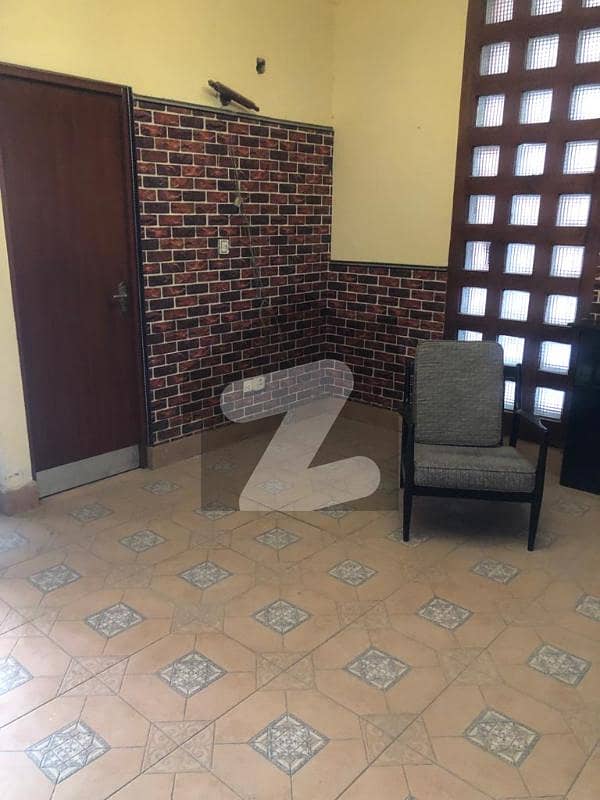 10 Marla House For Rent Model Town, Lahore ID44735288