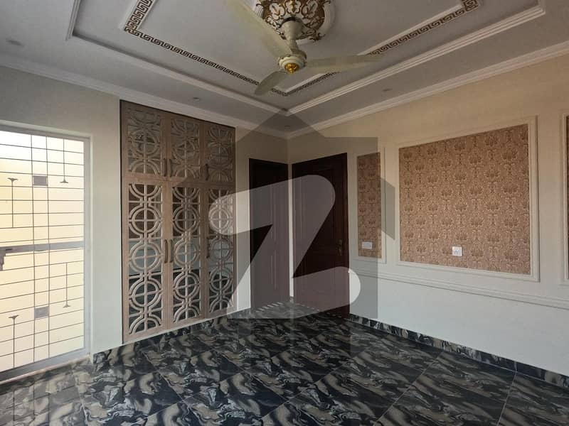 Buying A House In Paragon City Woods Block Lahore? Paragon City