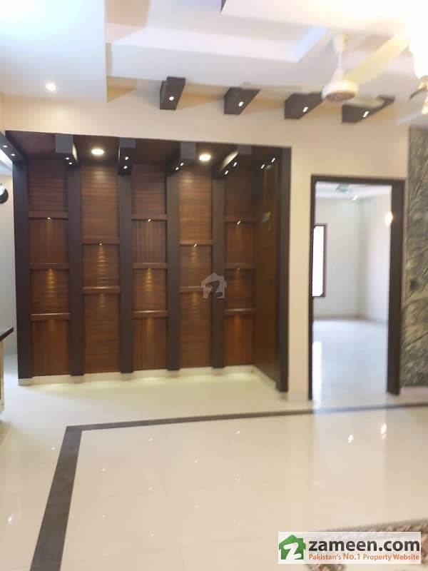 Town House For Sale On Tipu Sultan Road Tipu Sultan Road, Karachi ID11330438