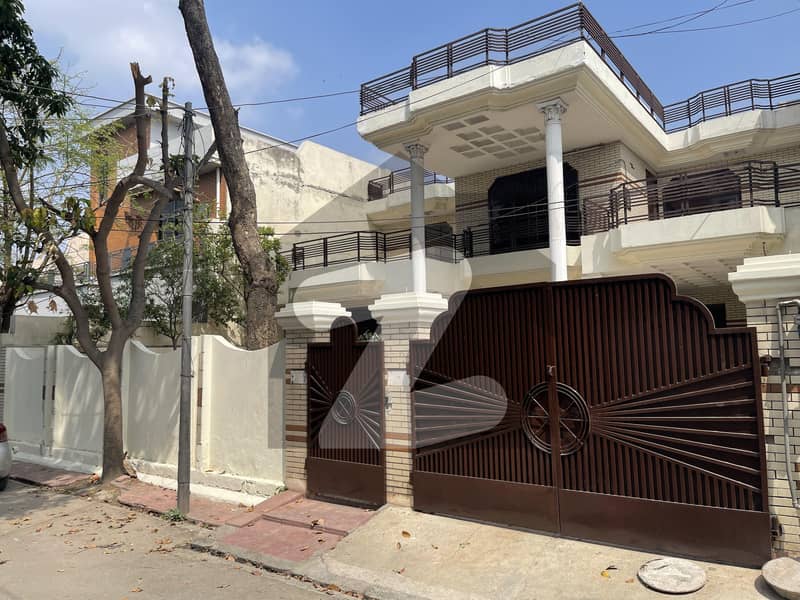 18 Marla House for sale in Madina Block Extention Awan Town, Lahore