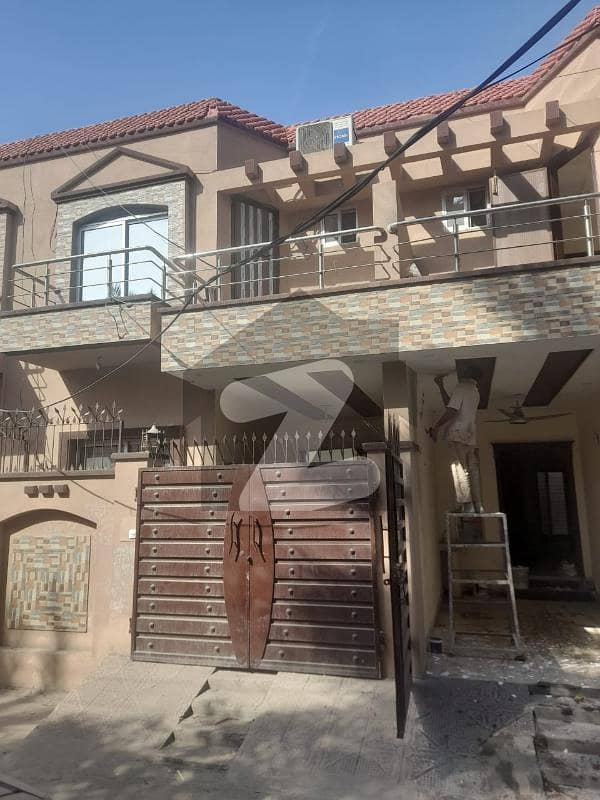 4 Marla Beautiful House For Sale At Beautiful Location In Hanif Park