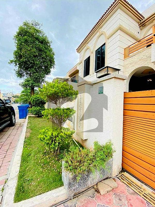 15 Marla Beautiful House For Sale In Bahria Town Phase 3,islamabad