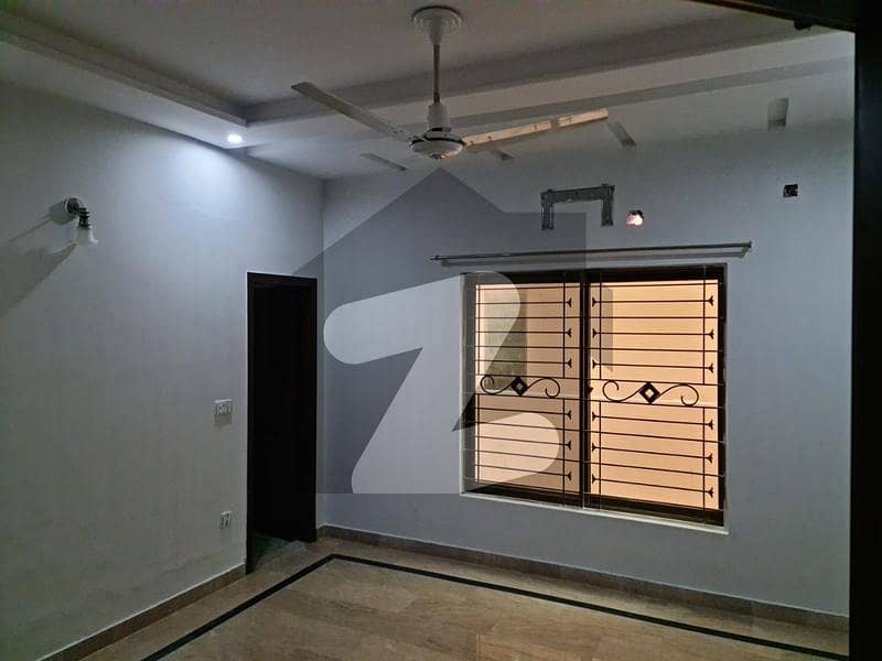 1125 Square Feet Spacious Upper Portion Is Available In Johar Town