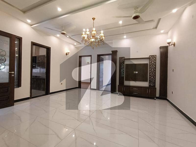 10 Marla Modern House For Sale In Faisal Town Hot Location Faisal Town