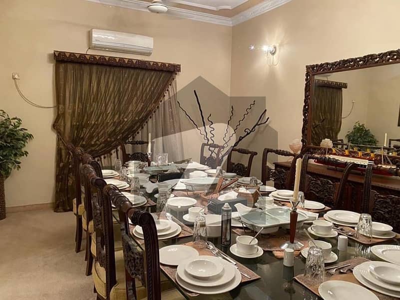 400 Yards Each Bungalow In Latifi Society Block A. GulistaneJauhar