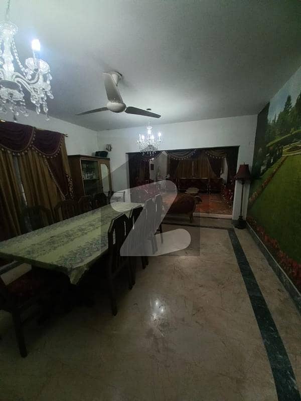 500 yds Bungalow for Sale in Clifton Block 4 at Most Prime Location in