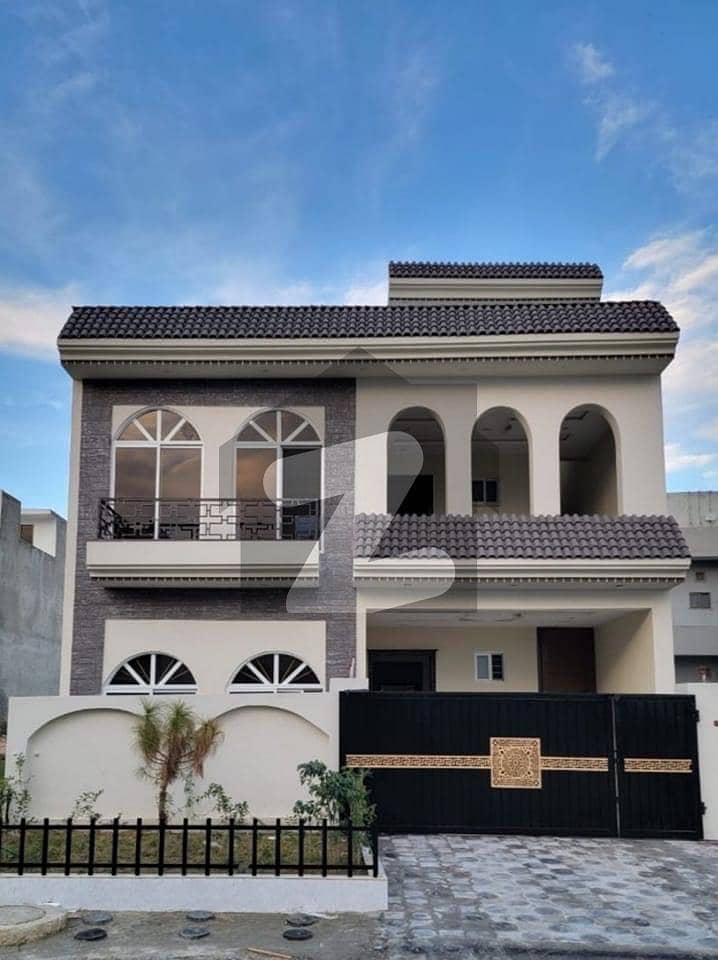 Beautiful House Available For Rent MPCHS Block E, MPCHS Multi