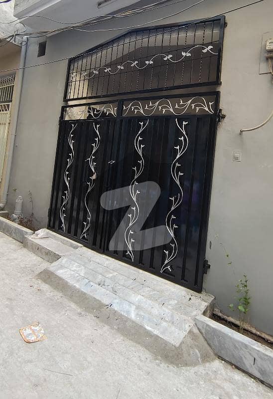 GOOD LOCATION HOUSE FOR SALE NEAT AND CLEAN AREA ON TOP LOCATION Walton