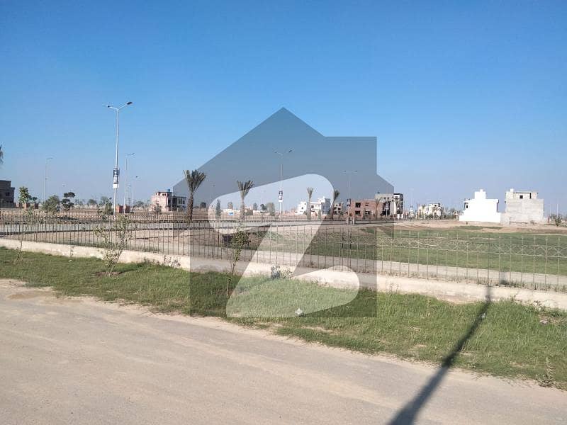 LEADS ESTATES OFFER HOT LOCATION PLOT FOR SALE Park View City, Lahore ID45188948