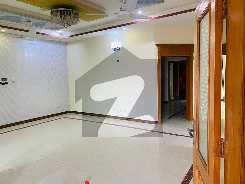 10 Marla Ground Portion 2ac Installed Available For Rent Upper Portion