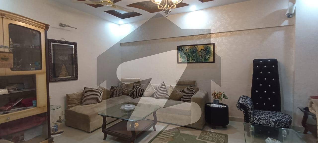 A Palatial Residence For Prime Location sale In Shaheed Millat Road