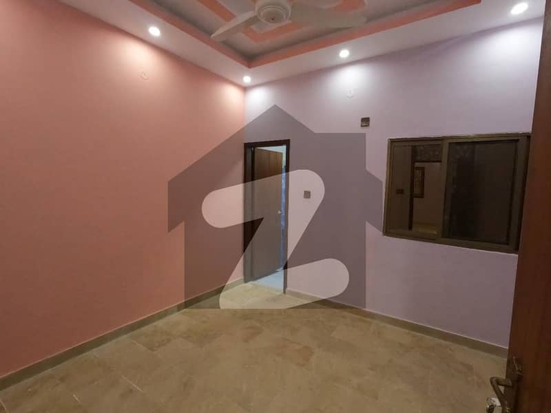 Spacious Prime Location Lower Portion Is Available In GulshanEKaneez