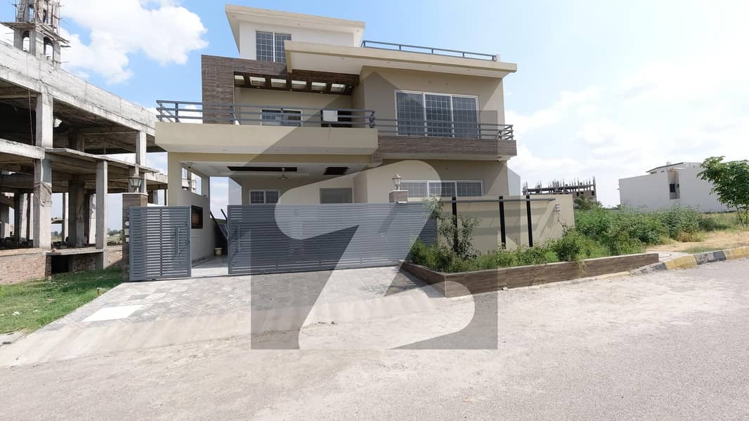 12 Marla House In Central Shalimar Town For sale Shalimar Town