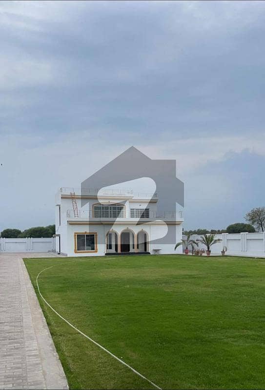 Four Kanal Private Farm House in Iqbal Block Bahria Town Lahore Bahria