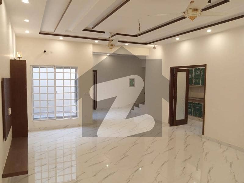 10 Marla brand New house for sale NashemaneIqbal Phase 1, Nashemane