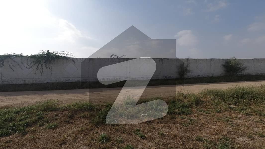 400 sqyards corner plot for sale Gulshan e Roomi GulshaneRoomi