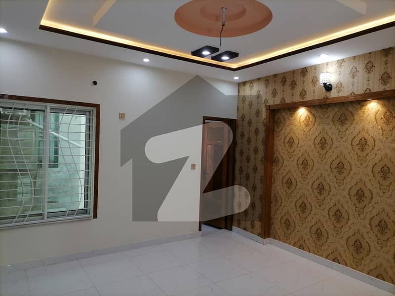 Tripple Storey 10 Marla House For sale In GulshaneRavi Block B