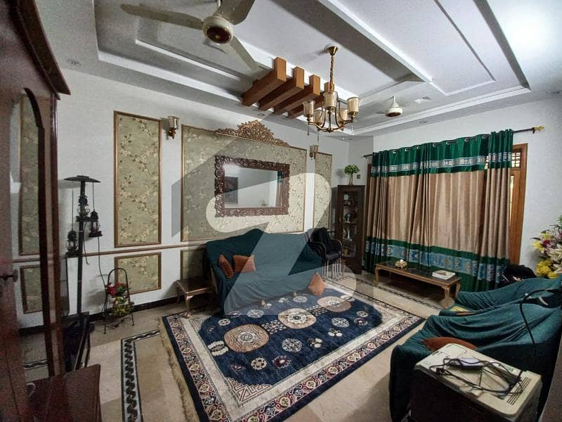 Karachi Bar Association 24A Bungalow for sale Lawyers Colony Karachi