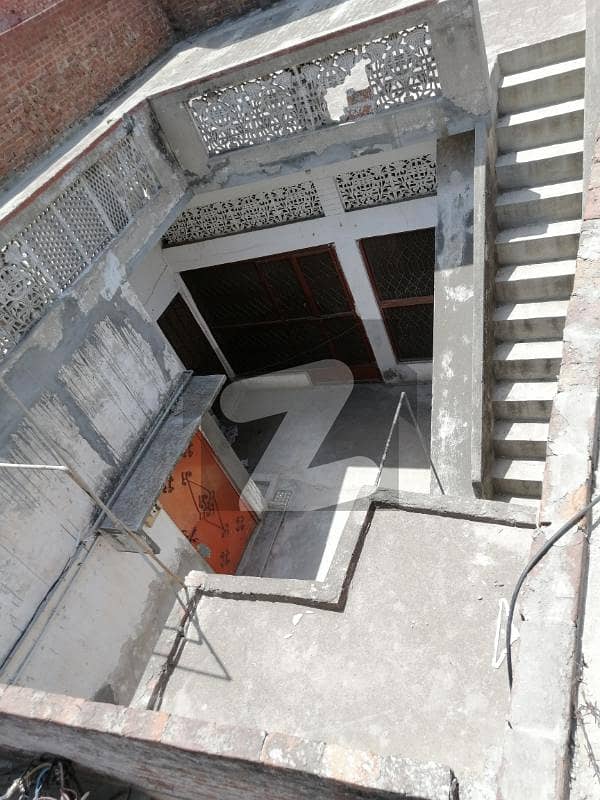 5 Marla House In the center of Begum Pura & Singh Pura Begampura