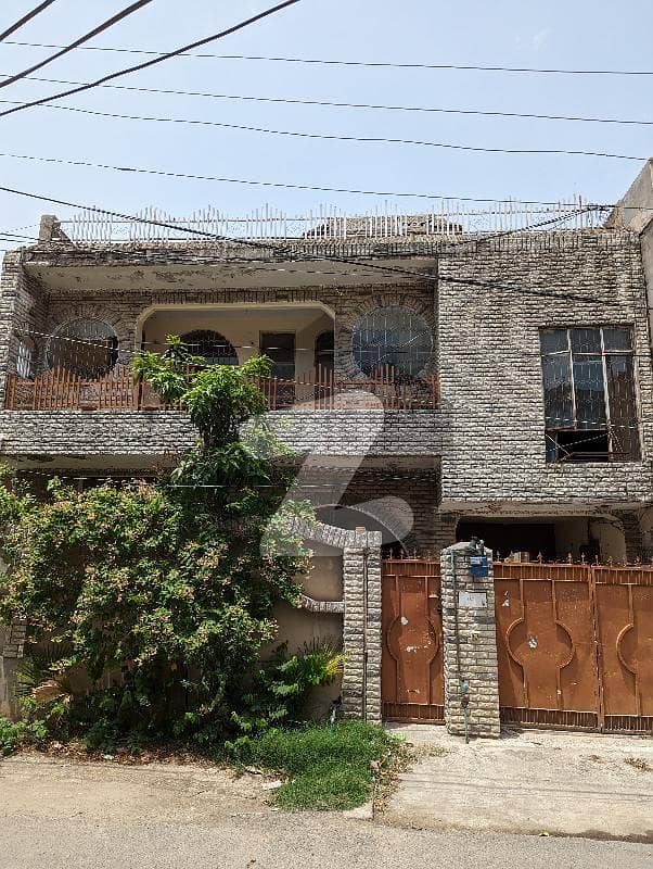 10 Marla old house in township investor alert Township Sector C1