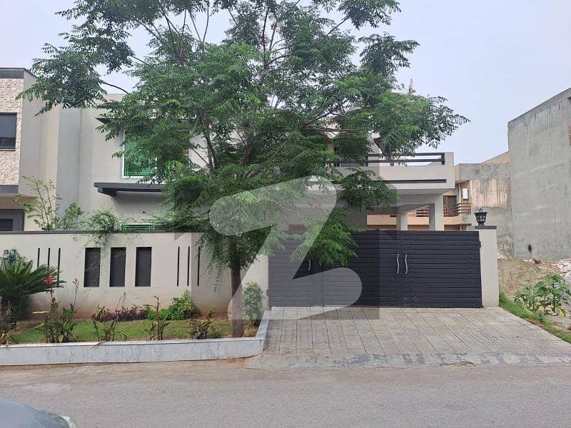 Media Town Single Storey House For Sale Media Town Block B, Media