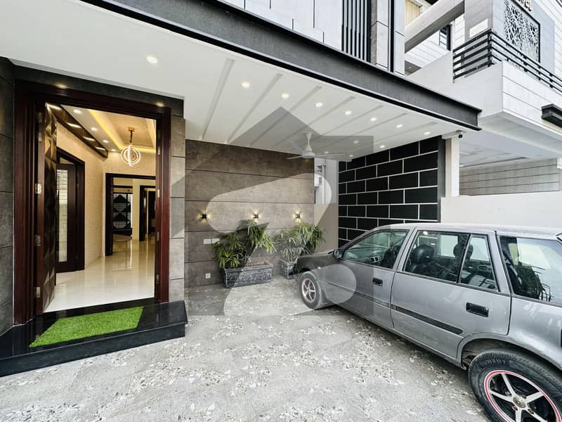 Paragon City 10 Marla State Of The Art House Available For Sale Paragon