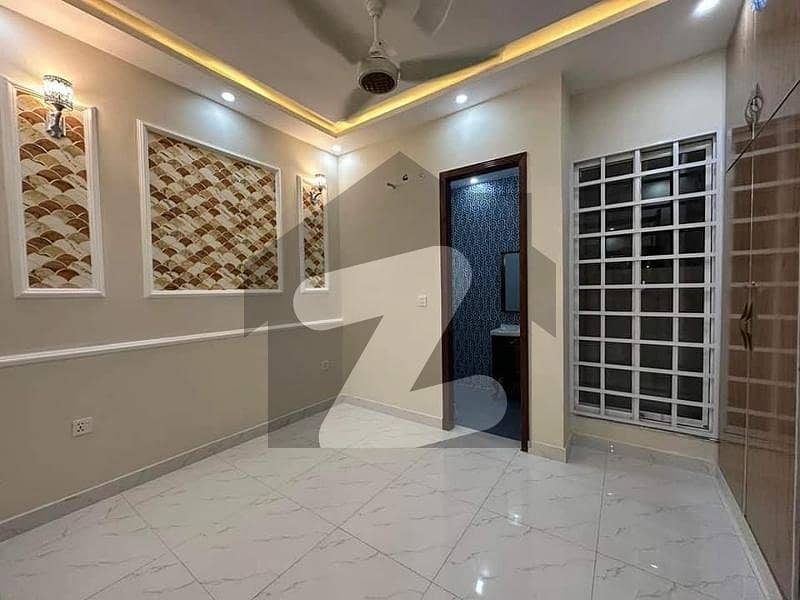 3 MARLA BRAND NEW HOUSE FOR SALE MAIN 80 FEET ROAD IN AL KABIR TOWN