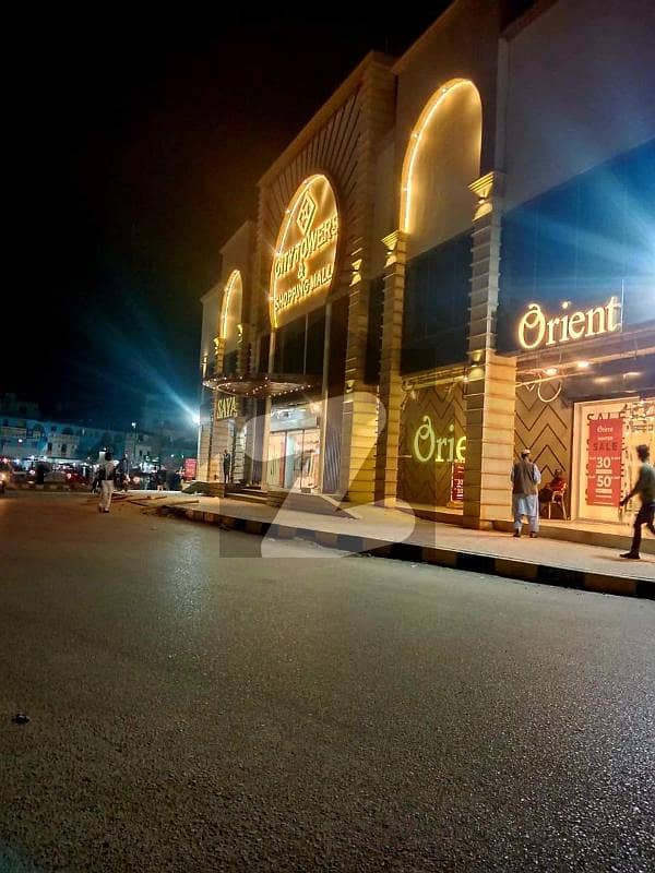 3 BED DD FLAT FOR RENT City Tower And Shopping Mall, University Road