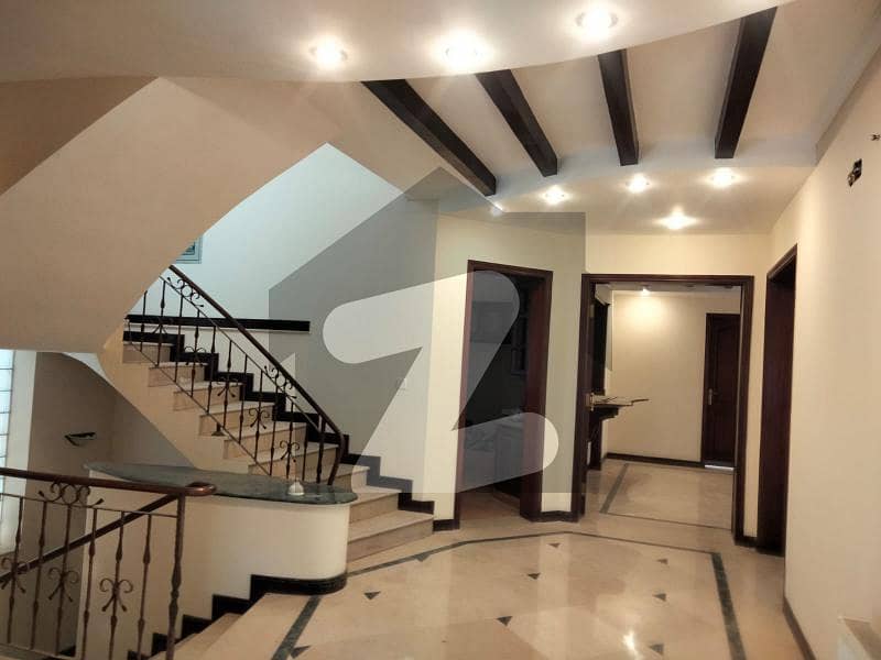 A Decent House 1150 Sq Yards Off Margalla Road F6/3 Is Available For