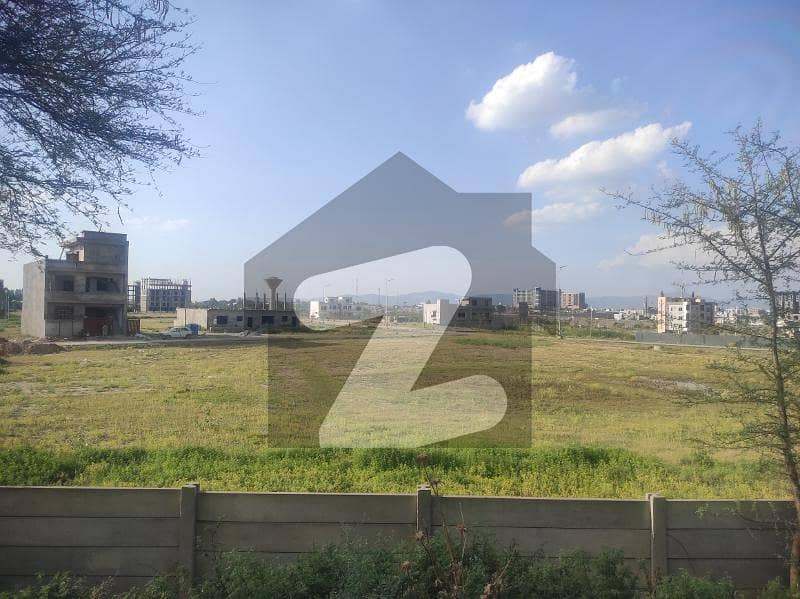 5 Marla Pair Single Storey Gray Structure House in Price at Shalimar