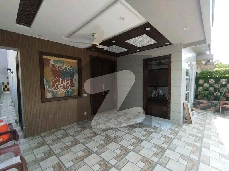 10 MARLA BRAND NEW HOUSE AVAILABLE SALE IN TARIQ GARDEN Tariq Gardens