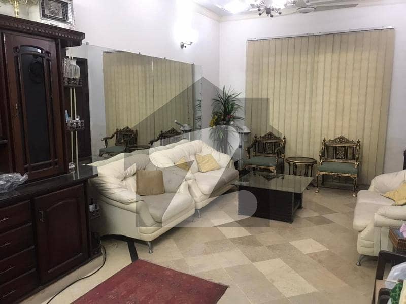 G10/2 Beautiful location 4Bed House double unit 50ft road for sale G10