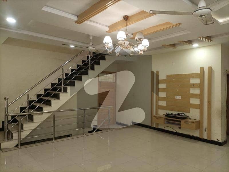 1 Kanal Triple Storey House For Rent In Pwd PWD Housing Society Block