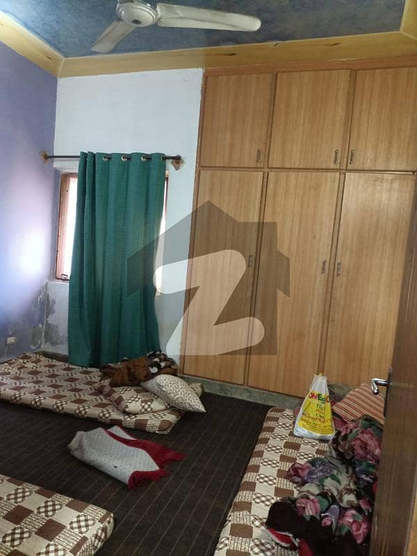 Room For Male Bachlours For Rent In G11/3 New Pha Flats G11/3, G11