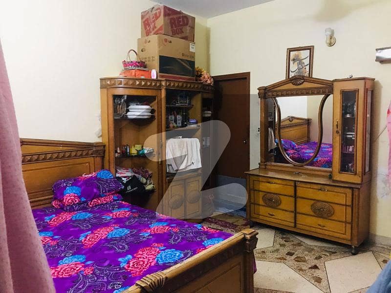 1st Floor 3 Bed Dd Portion For Rent North Karachi Sector 11A, North