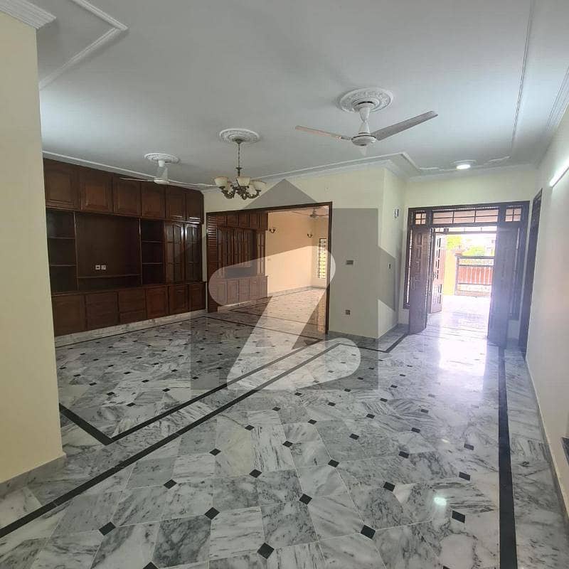 12 Marla Used House For Sale In G13 Islamabad G13/2, G13, Islamabad