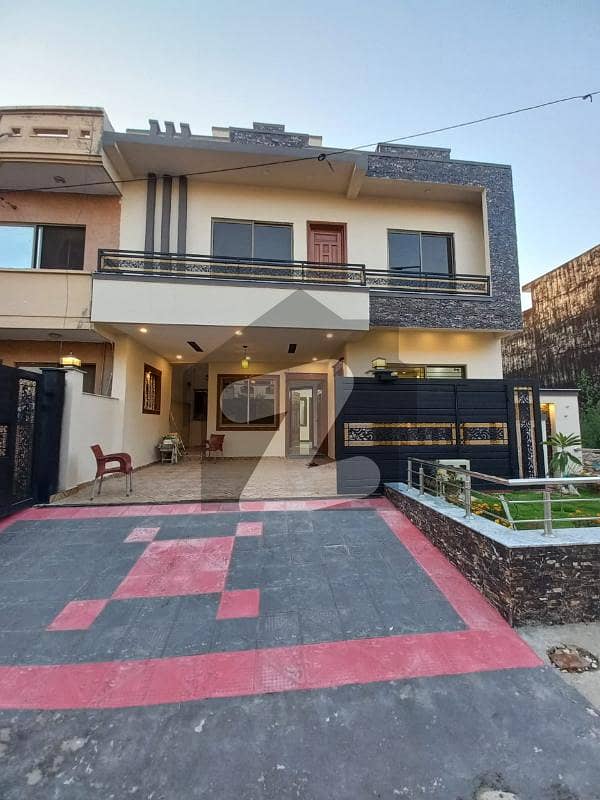 30x60 Beautifull House For Sale In G13 G13, Islamabad ID45994540