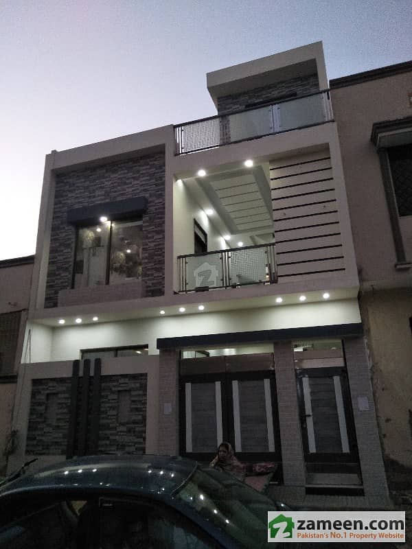 120 Sq Yards Brand New Double Story Bungalow For Sale GulistaneJauhar