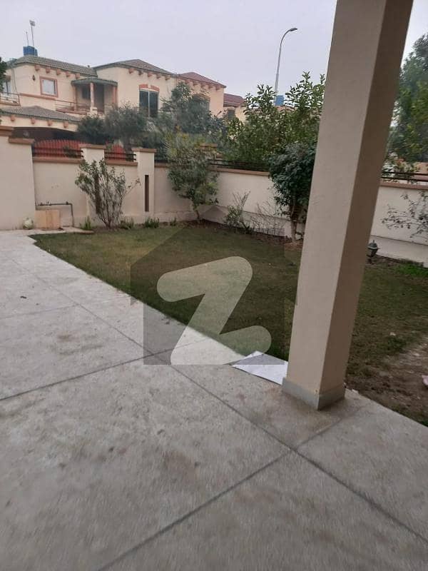 10 Marla Eden House For Sale In Sector M7 Block B Lake City Lahore Lake