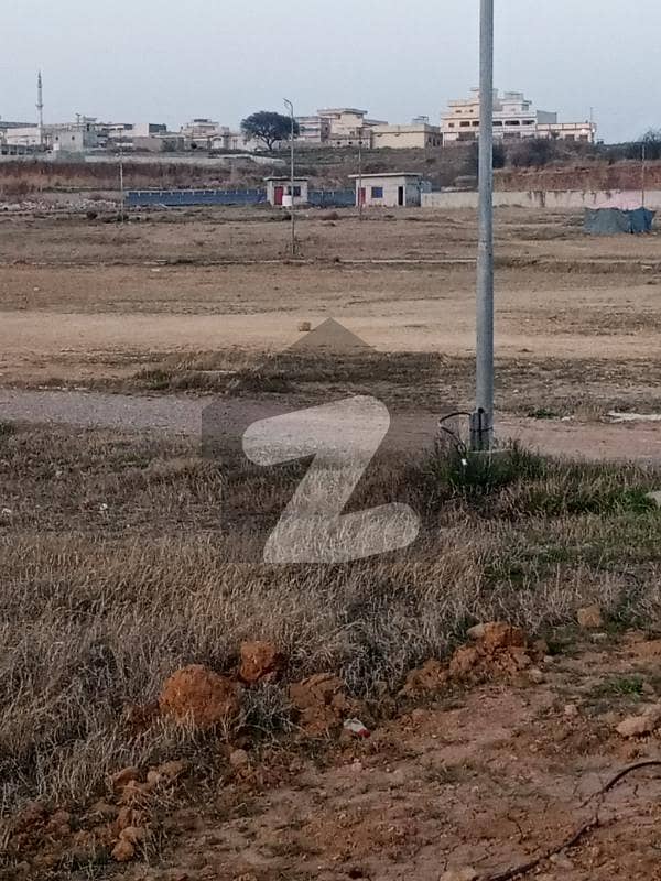 1 Kanal Plot For Sale In Pechs Islamabad Near Topcity Mumtaz City PECHS Block C, PECHS