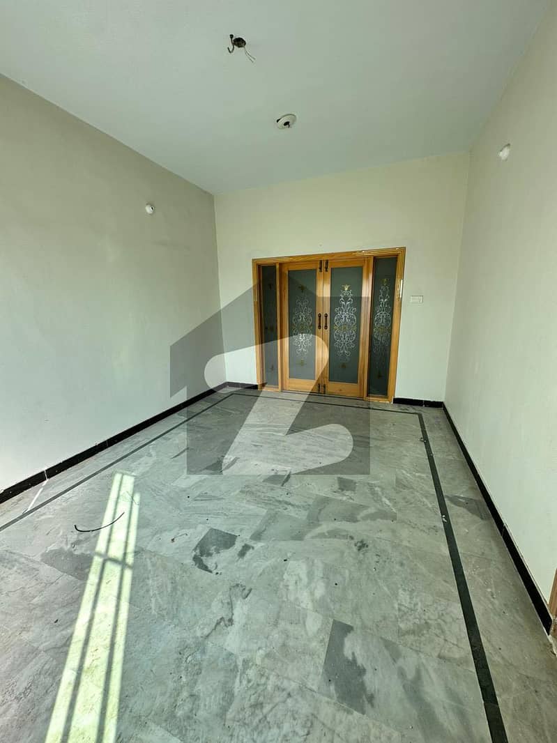 FLAT AVAILABLE FOR RENT (WITH LIFT) GulshaneIqbal Block 13/D