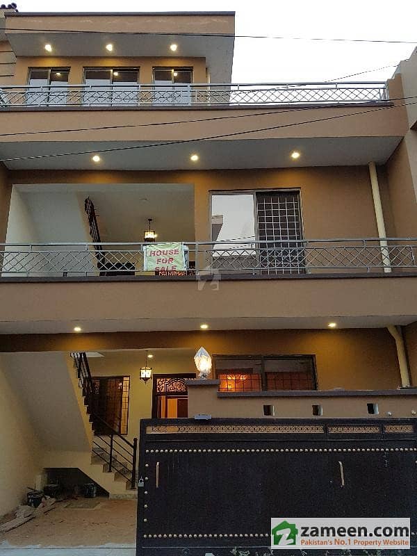 PHASE 5 PROPER Excellent Location 5 Marla Brand New Double Story House