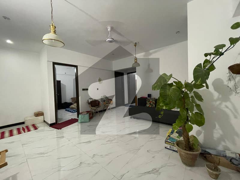 3 Bed D/d 1350 Sq Ft Flat For Sale In Haroon Royal City Phase 2