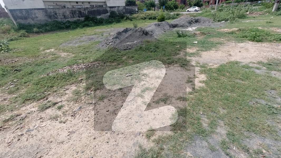 Prime Location Jubilee Town Block F Commercial Plot For sale Sized 1