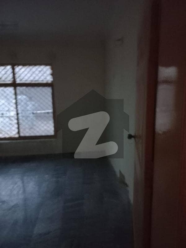 House available for rent in park road mehrban town line number 8 Park
