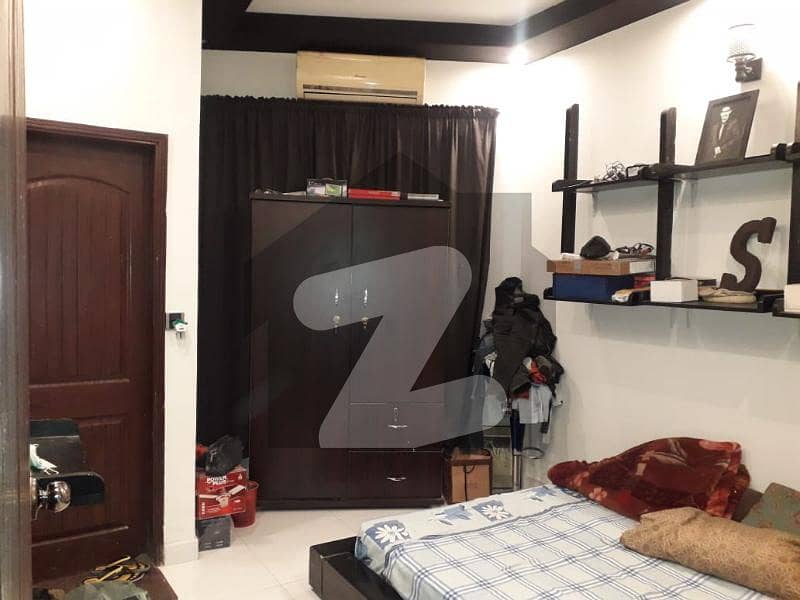 Well Located 3 Bed Dd Portion With Separate Car Parking And Utility