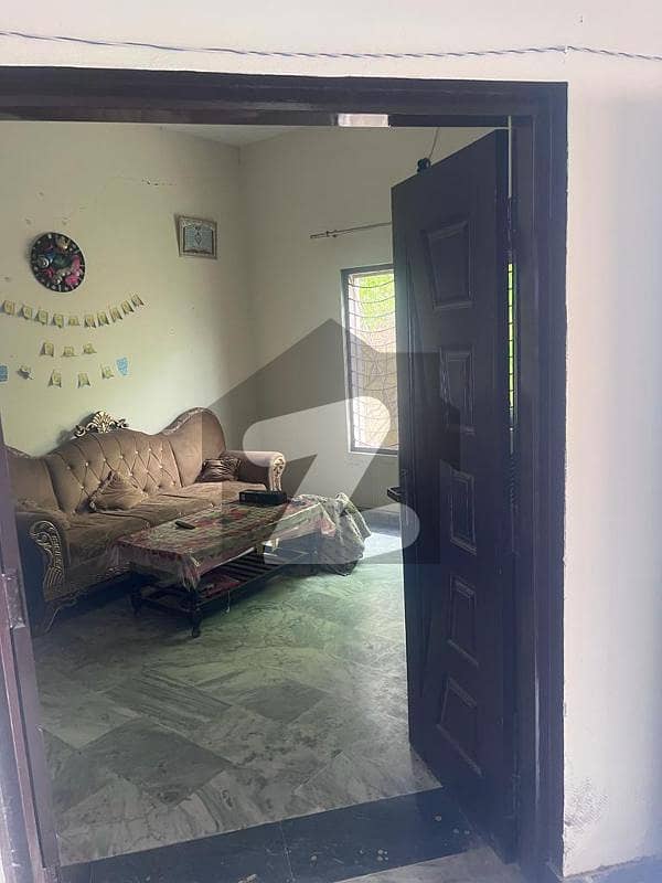 10 Marla Beautiful House for sale in AWT Phase 2 Block E1 AWT Phase