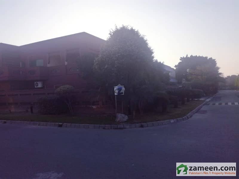 Luxurious Corner Plot House For Sale Sarwar Colony, Cantt, Lahore